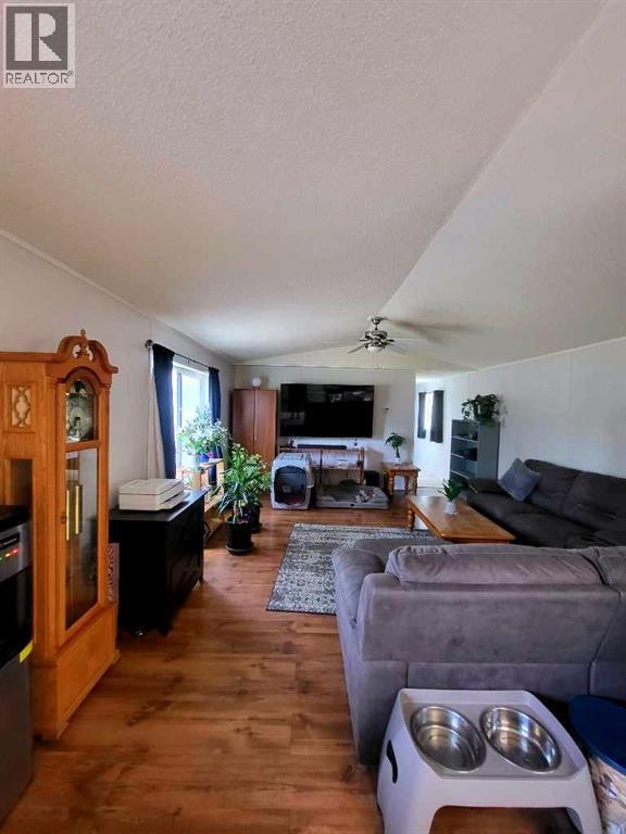 106 3 Avenue, Leslieville, Alberta  T0M 1H0 - Photo 15 - A2309351