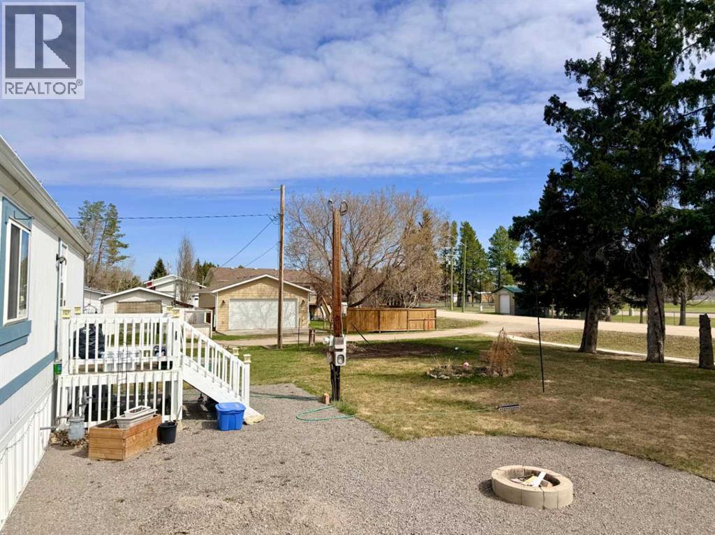 106 3 Avenue, Leslieville, Alberta  T0M 1H0 - Photo 6 - A2309351