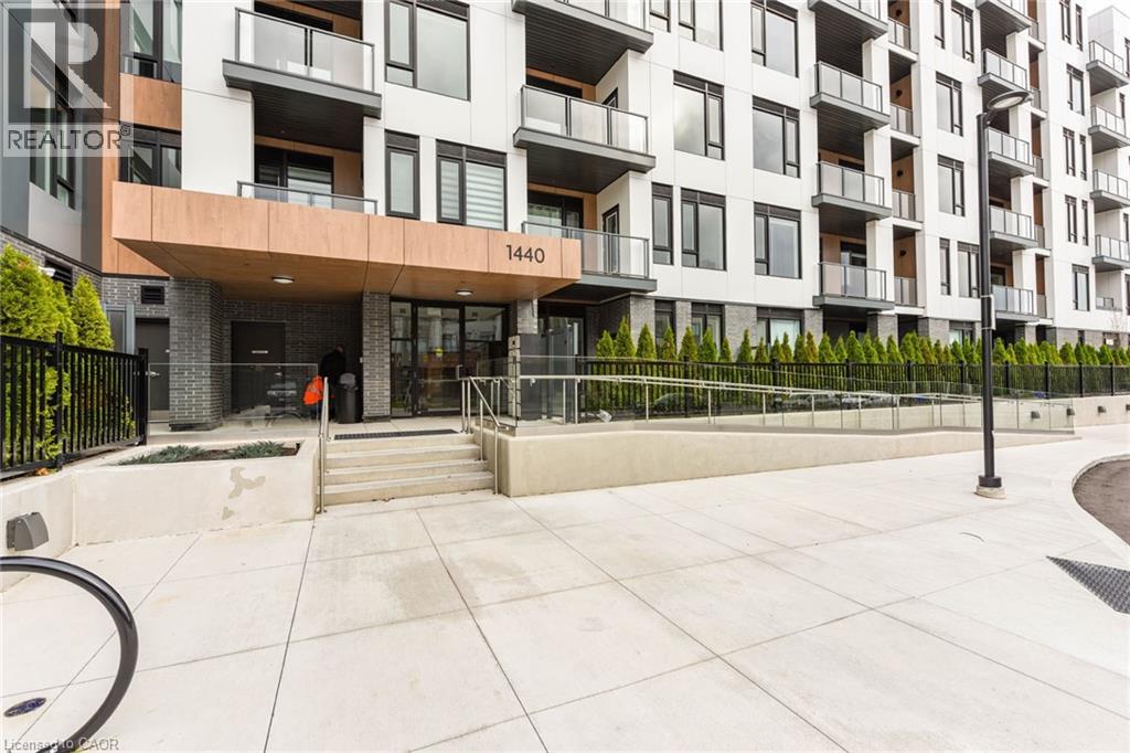 1440 CLARRIAGE Court Unit# 603, Milton, Ontario