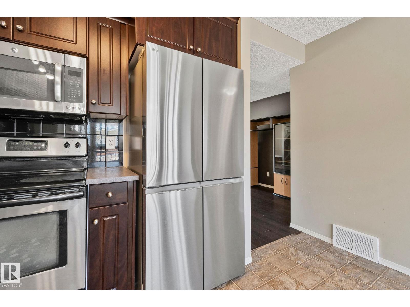 6 Vivian Wy, Spruce Grove, Alberta  T7X 0G9 - Photo 4 - E4486908