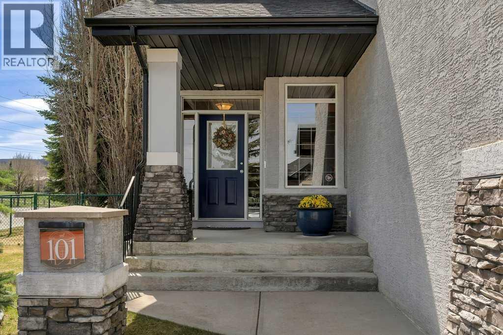 101 Valley Creek Place Nw, Calgary, Alberta  T3B 5V1 - Photo 3 - A2309773