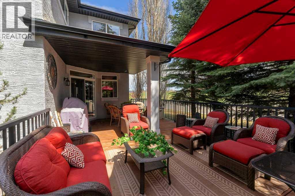 101 Valley Creek Place Nw, Calgary, Alberta  T3B 5V1 - Photo 40 - A2309773