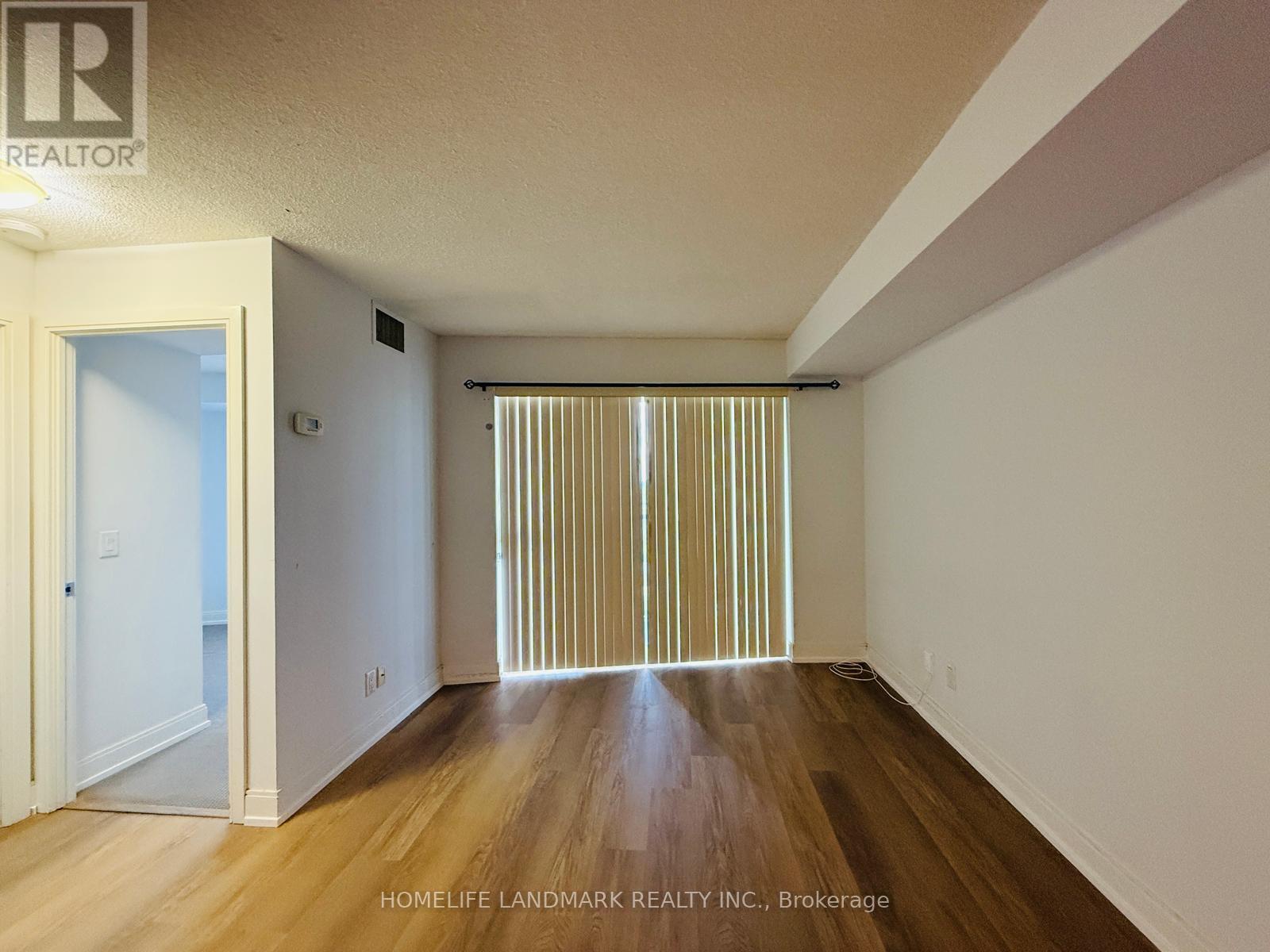 2419 - 135 Village Green Square, Toronto, Ontario  M1S 0G3 - Photo 4 - E13108456