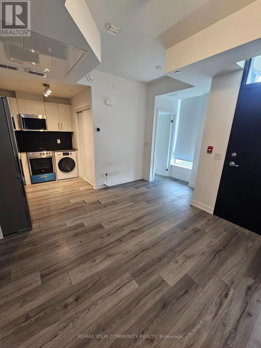 Main - 58-861 Sheppard Avenue, Toronto, Ontario  M3H 0G2 - Photo 4 - C12998058