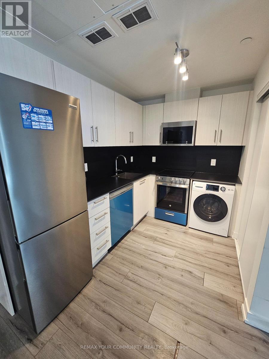 Main - 58-861 Sheppard Avenue, Toronto, Ontario  M3H 0G2 - Photo 6 - C12998058