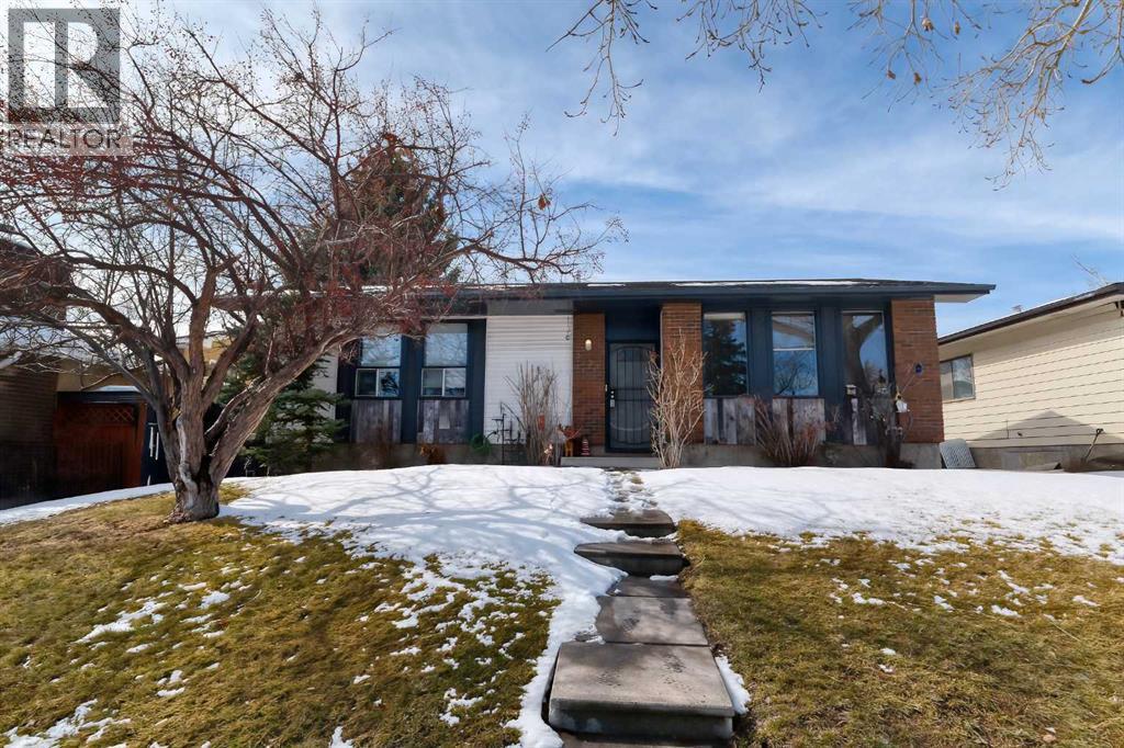 3523 48 Street Ne, Calgary, Alberta  T1Y 5S5 - Photo 1 - A2298813