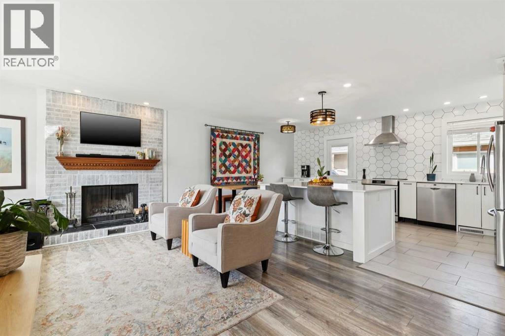 4819 30 Avenue Sw, Calgary, Alberta  T3E 0V3 - Photo 7 - A2301174