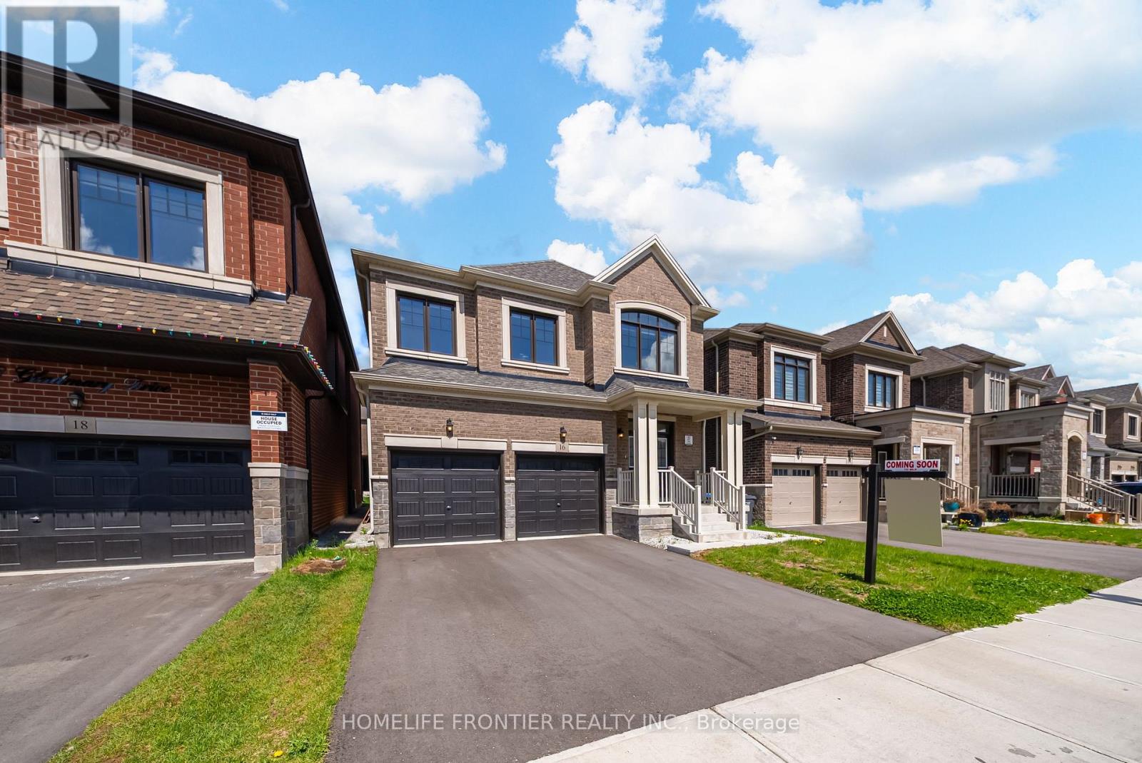 16 Gladmary Drive, Brampton, Ontario  L6Y 6K9 - Photo 2 - W13108444