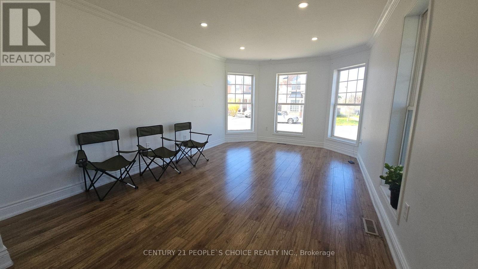 918 Mcnair Circle, Milton, Ontario  L9T 6Y5 - Photo 4 - W13108448