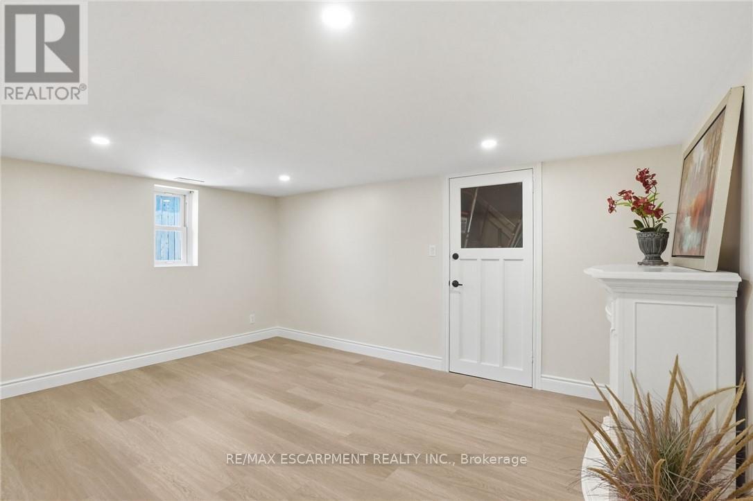 894 Garth Street, Hamilton, Ontario  L9G 4K9 - Photo 25 - X13108466