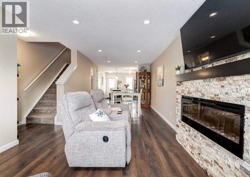 606 Cranford Mews Se, Calgary, Alberta  T3M 2P1 - Photo 4 - A2308995