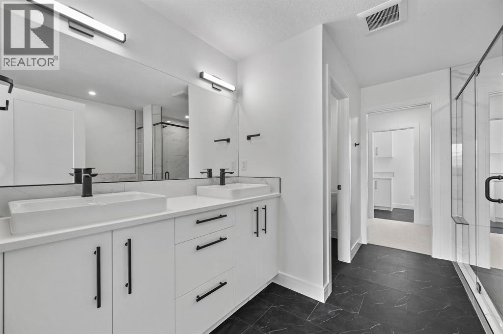 135 Walgrove Bay Se, Calgary, Alberta  T2X 4Y7 - Photo 13 - A2309863
