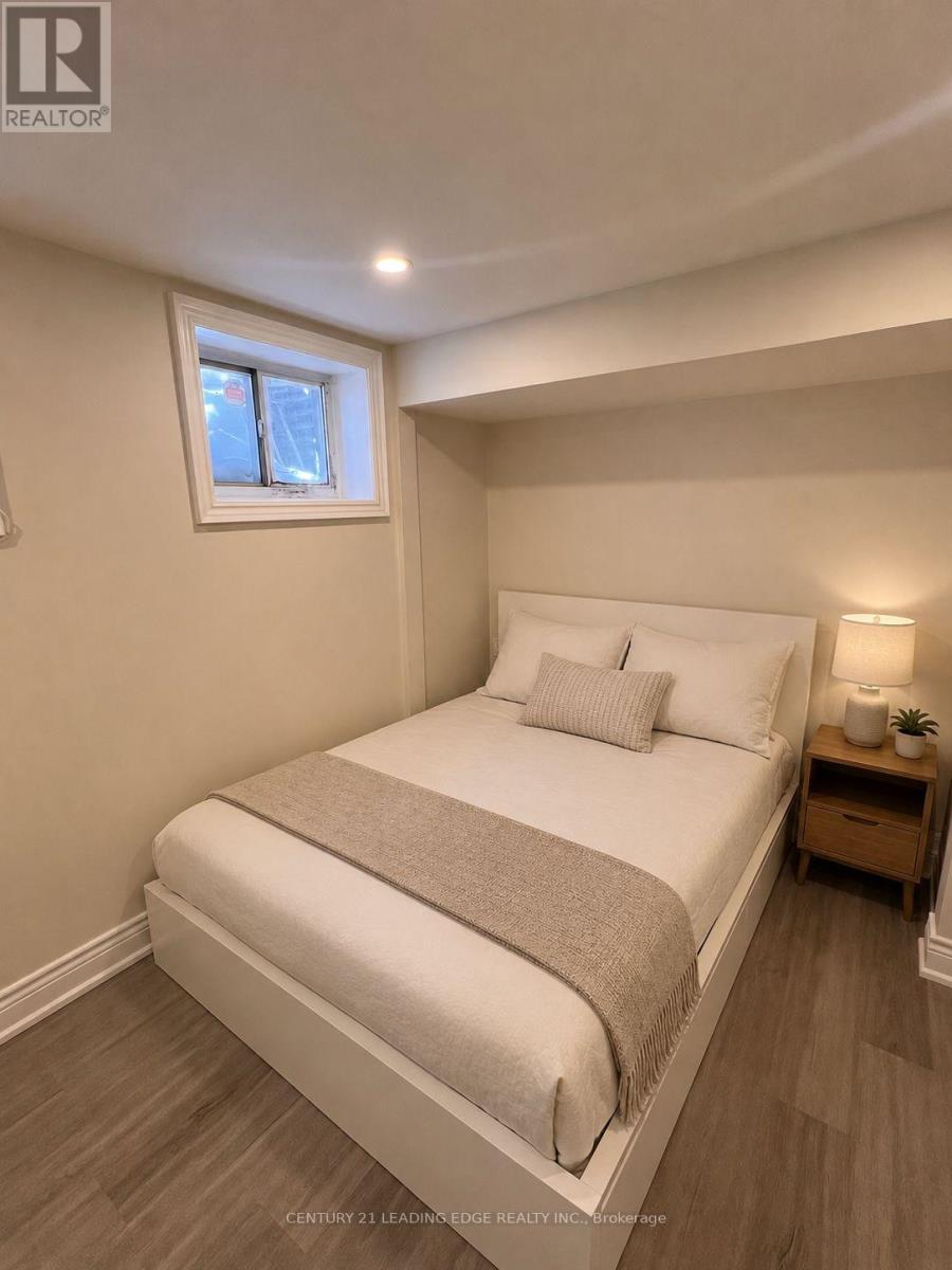 39 Waddington Crescent, Toronto, Ontario  M2J 2Z9 - Photo 10 - C13108474