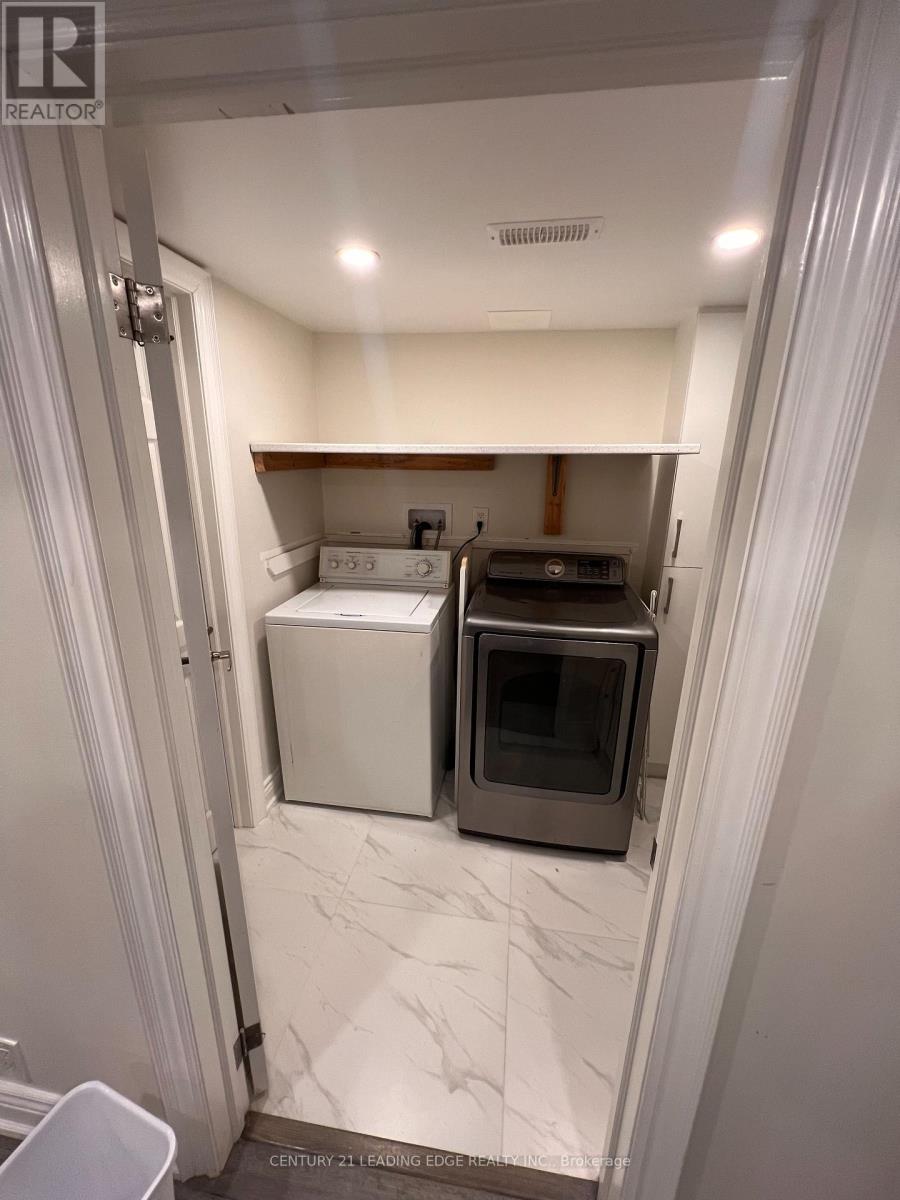 39 Waddington Crescent, Toronto, Ontario  M2J 2Z9 - Photo 14 - C13108474