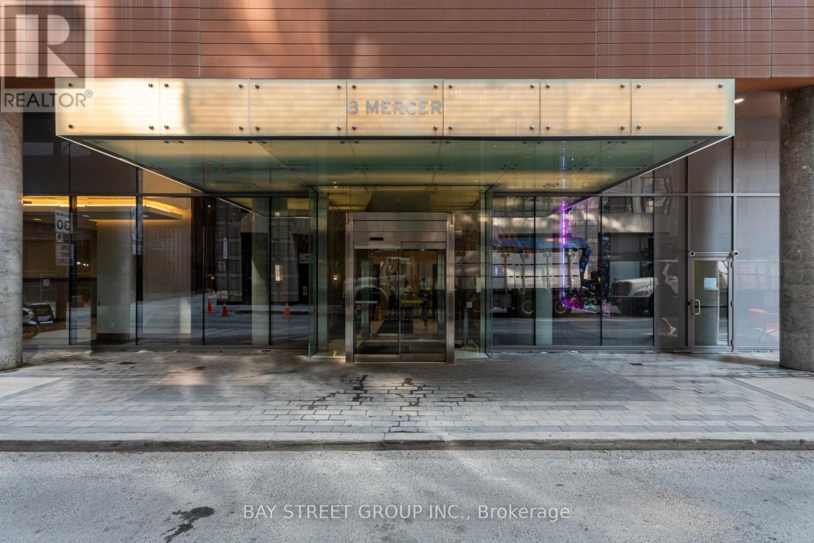 909 - 8 Mercer Street, Toronto, Ontario  M5V 0C4 - Photo 2 - C13108476
