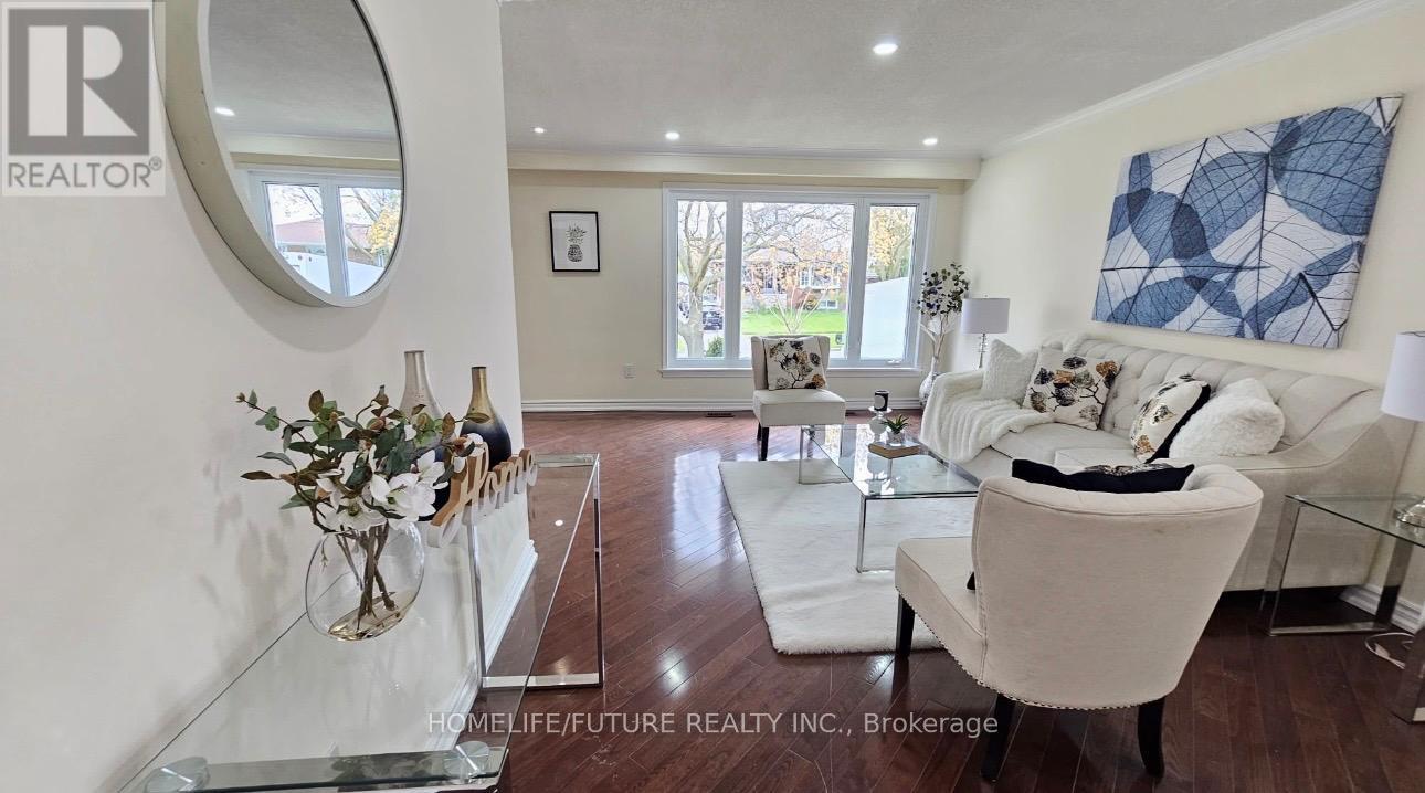 9 Faraday Drive, Toronto, Ontario  M1H 2R9 - Photo 6 - E13108478