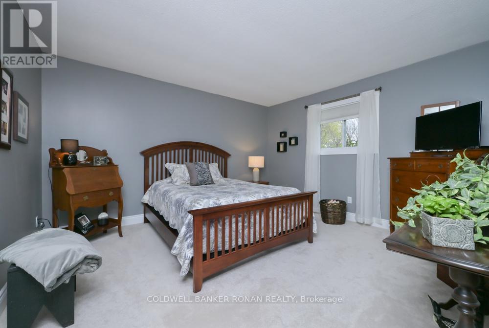 2 Ryans Lane, New Tecumseth, Ontario  L0G 1W0 - Photo 11 - N13108492