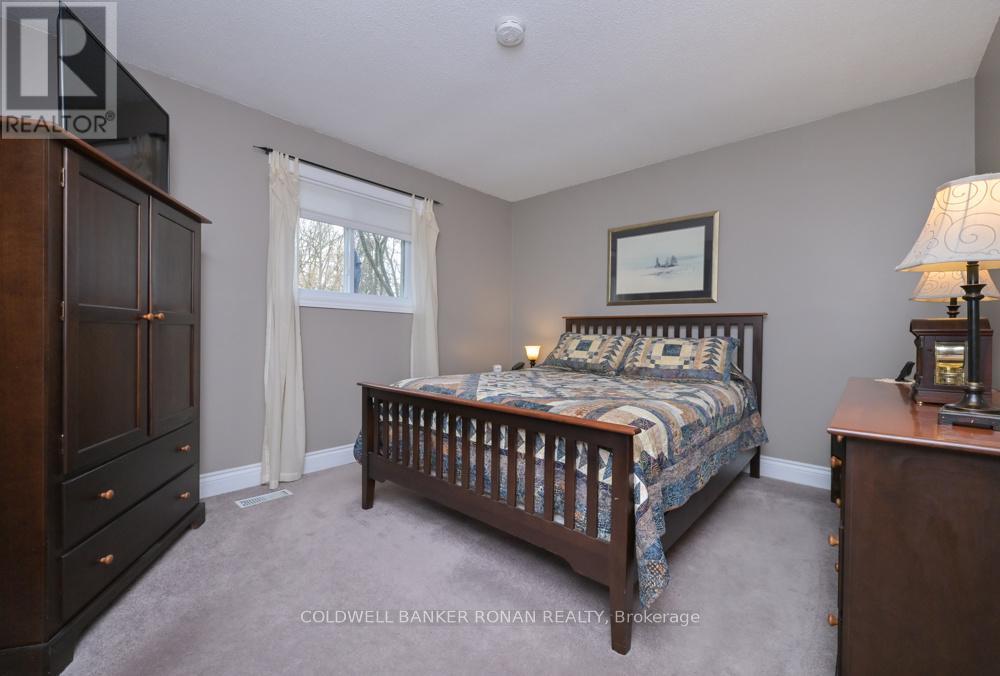 2 Ryans Lane, New Tecumseth, Ontario  L0G 1W0 - Photo 14 - N13108492