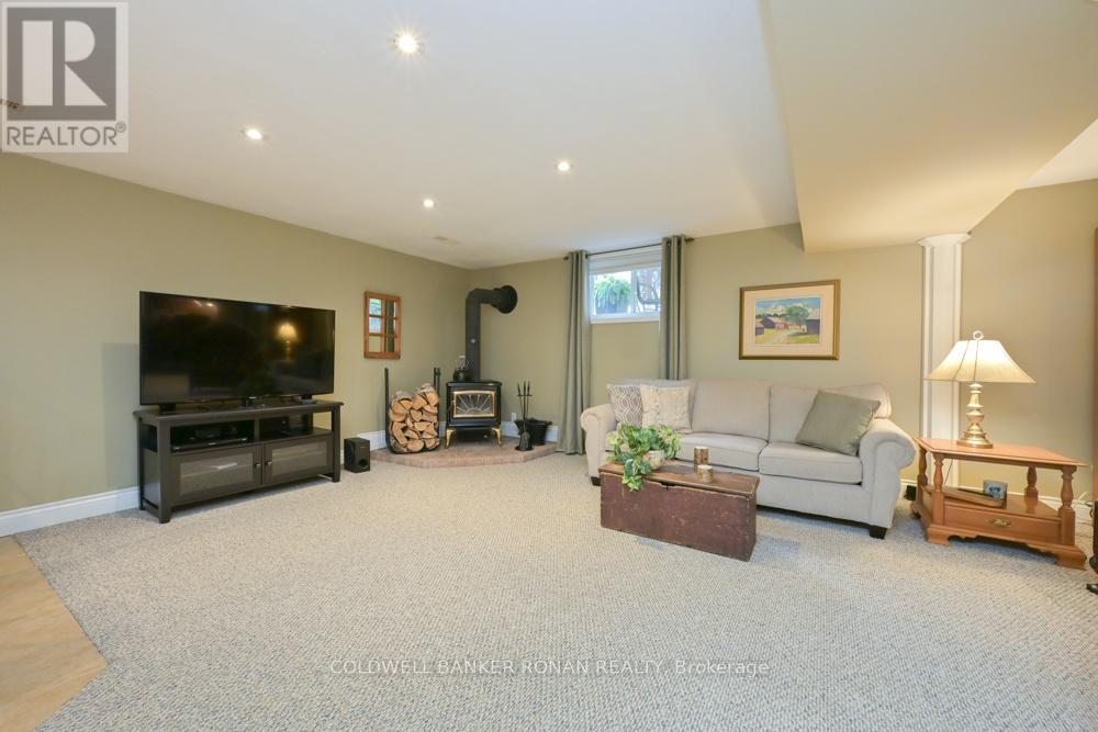 2 Ryans Lane, New Tecumseth, Ontario  L0G 1W0 - Photo 20 - N13108492