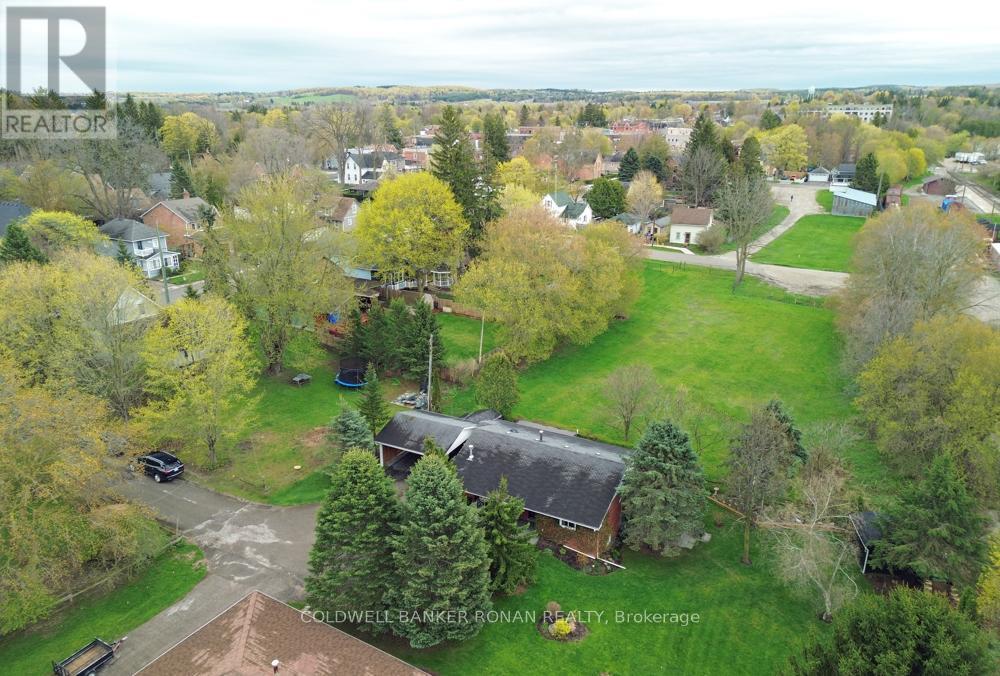 2 Ryans Lane, New Tecumseth, Ontario  L0G 1W0 - Photo 45 - N13108492