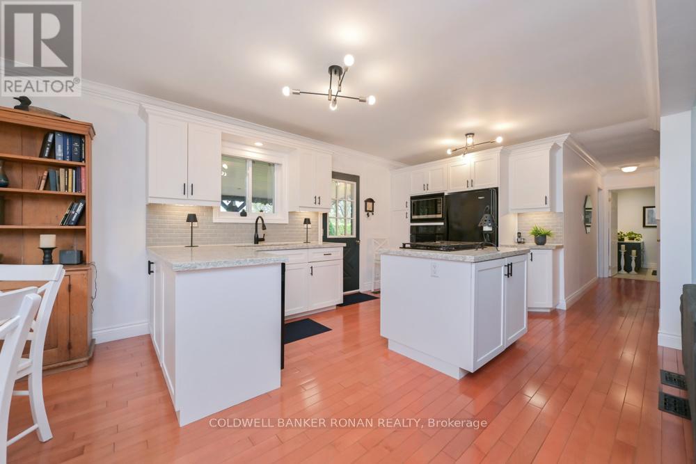 2 Ryans Lane, New Tecumseth, Ontario  L0G 1W0 - Photo 7 - N13108492