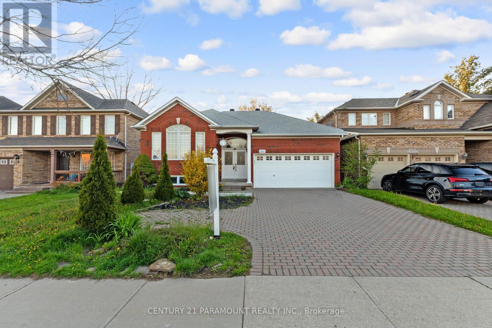 2897 WESTOAK TRAILS BOULEVARD, Oakville, Ontario