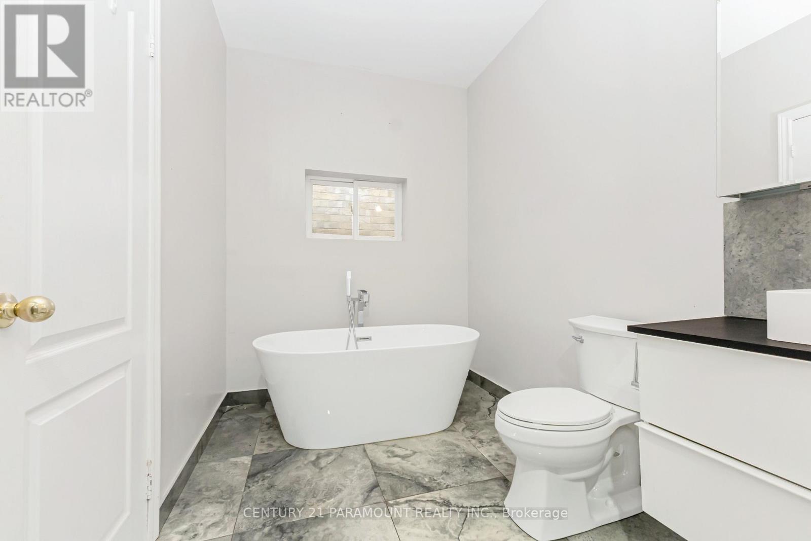 2897 Westoak Trails Boulevard, Oakville, Ontario  L6M 4V2 - Photo 24 - W13108488