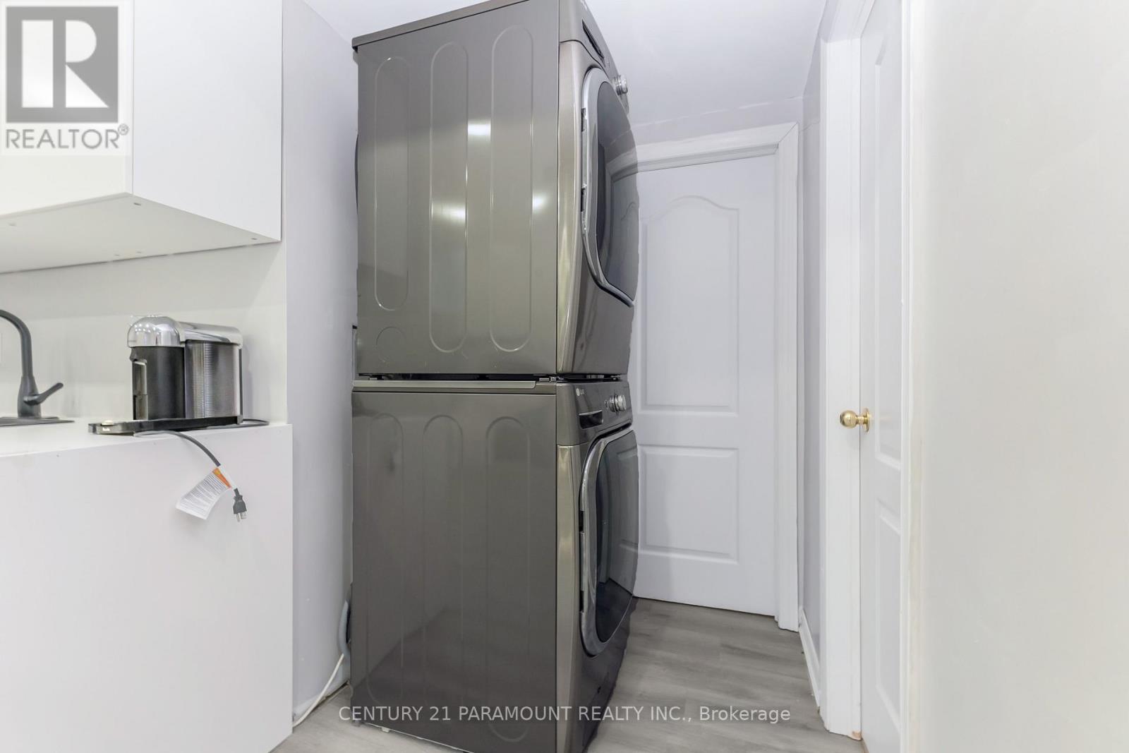 2897 Westoak Trails Boulevard, Oakville, Ontario  L6M 4V2 - Photo 38 - W13108488