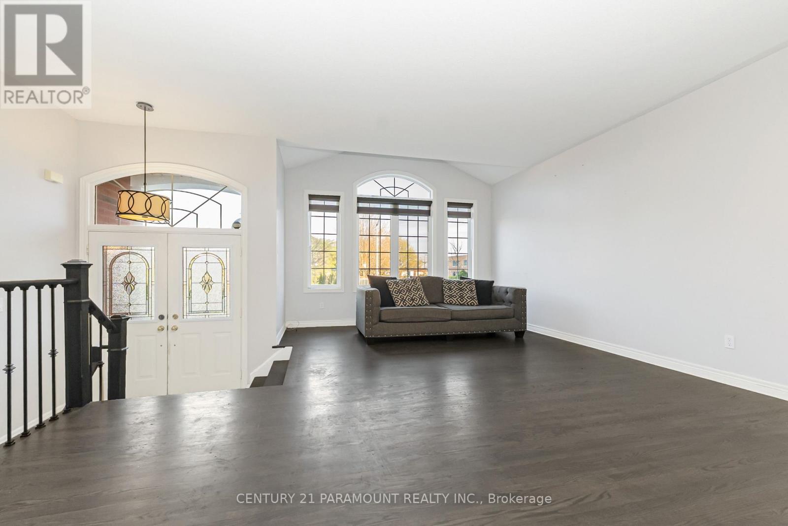 2897 Westoak Trails Boulevard, Oakville, Ontario  L6M 4V2 - Photo 4 - W13108488