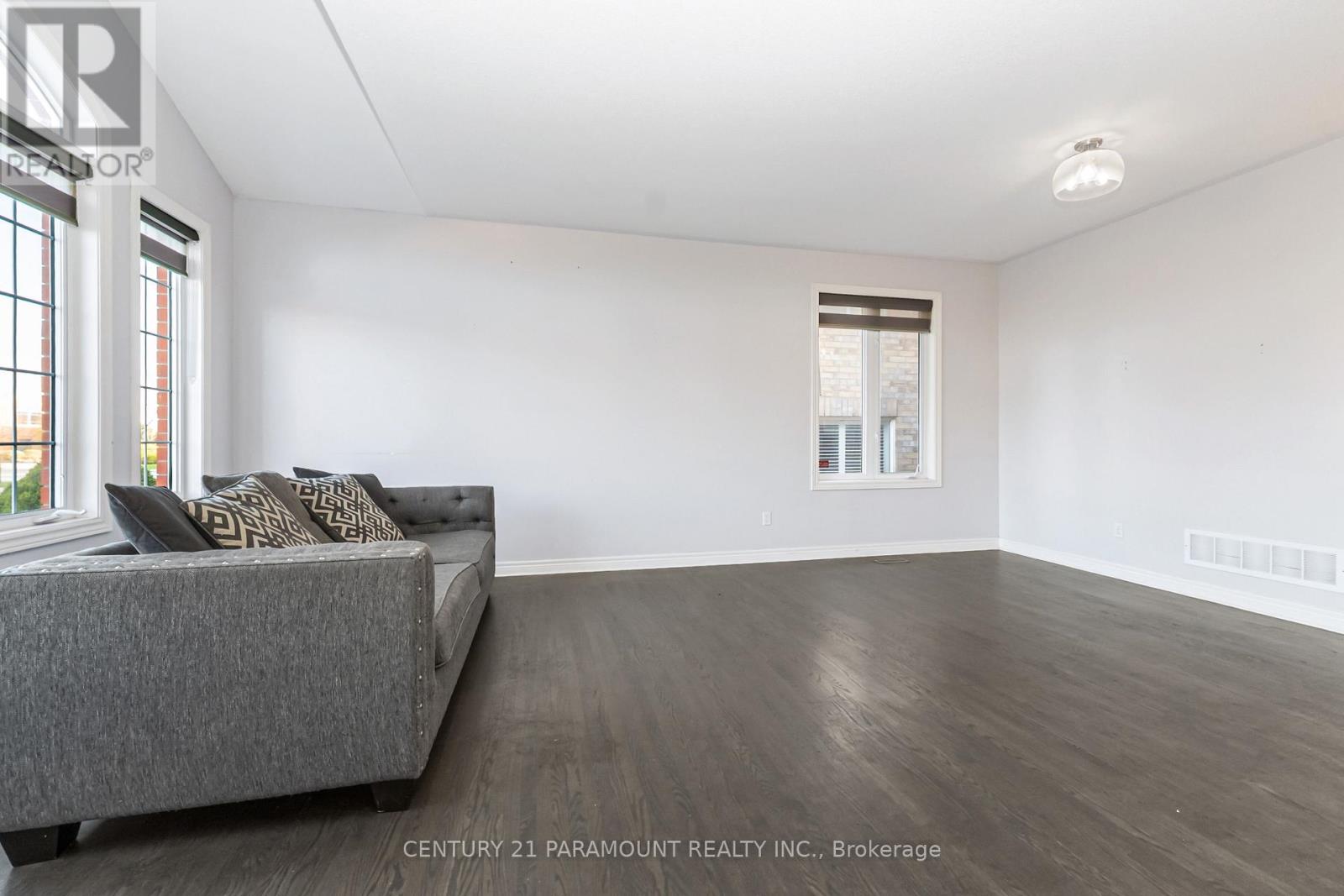 2897 Westoak Trails Boulevard, Oakville, Ontario  L6M 4V2 - Photo 6 - W13108488