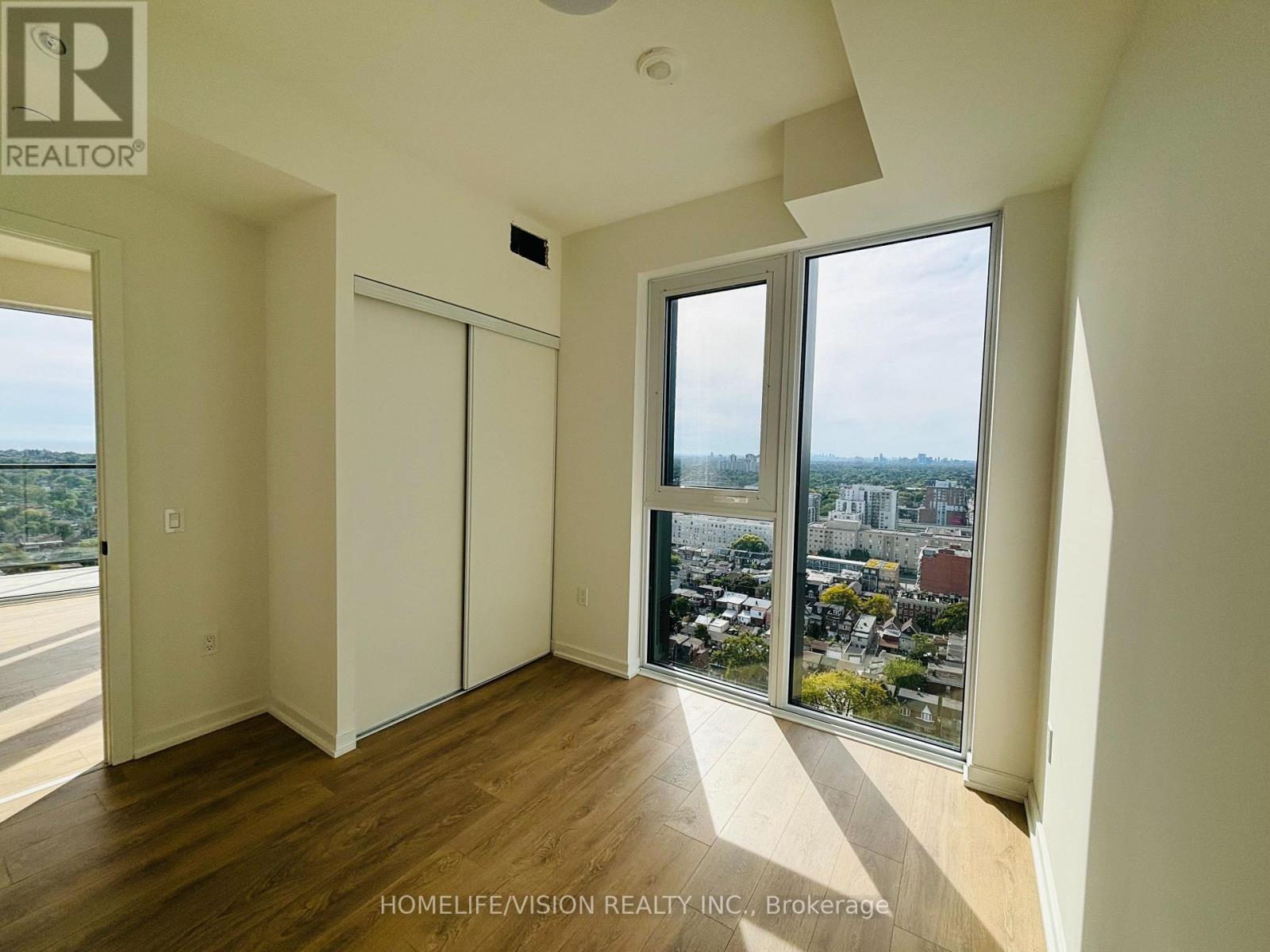 2102 - 10 Graphophone Grove, Toronto, Ontario  M6H 0E5 - Photo 7 - W13108502