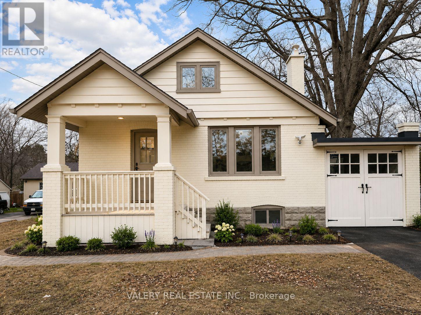 1 - 1561 HURONTARIO STREET, Mississauga, Ontario