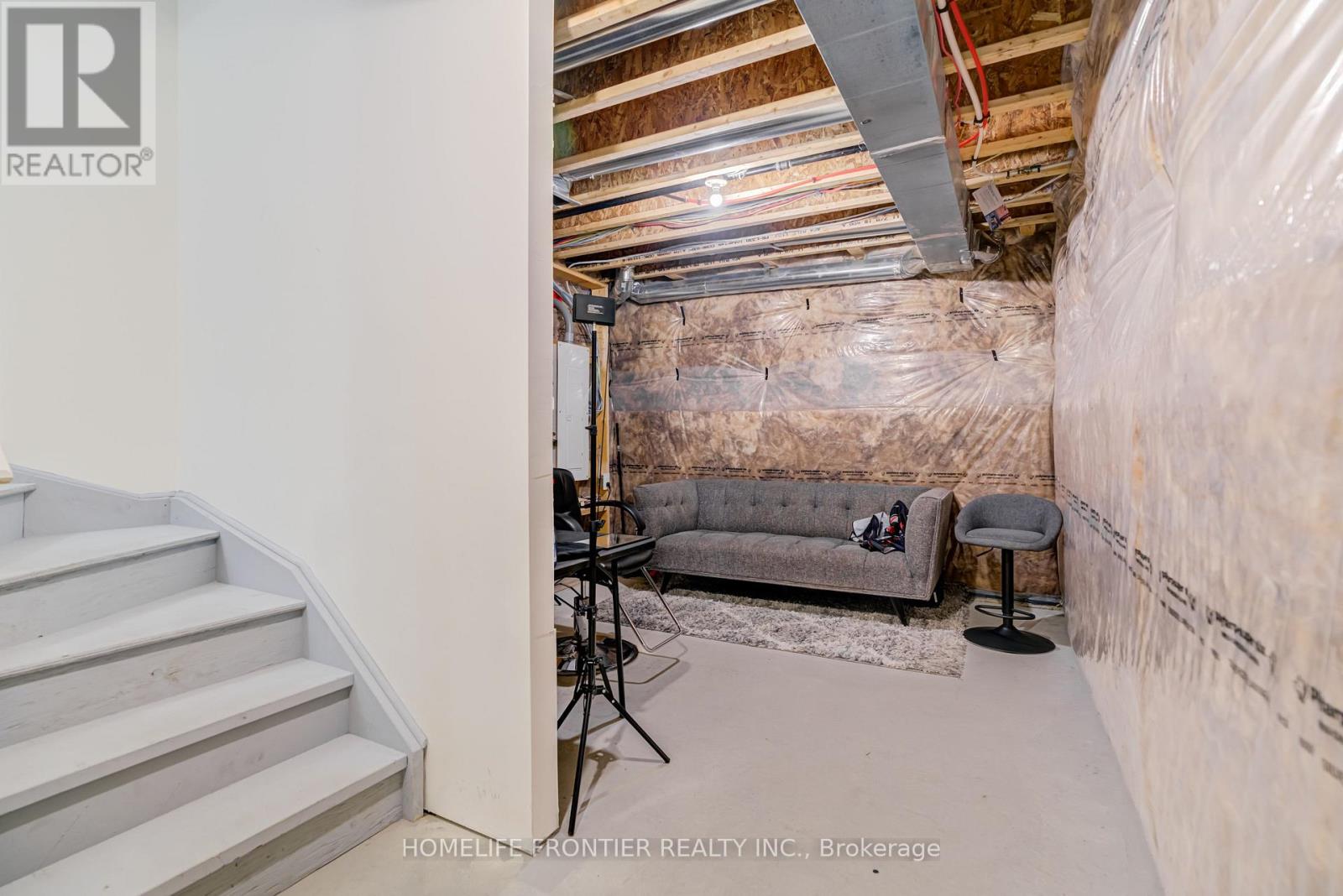 16 Gladmary Drive, Brampton, Ontario  L6Y 6K9 - Photo 45 - W13108444