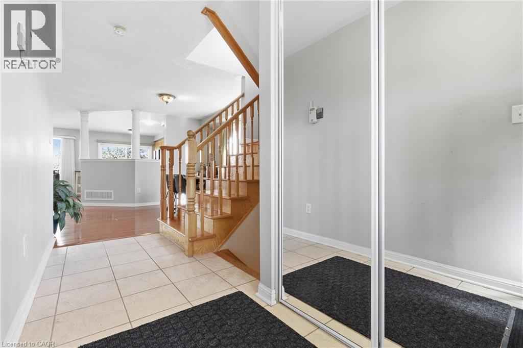 2285 Colbeck Street, Oakville, Ontario  L6M 5E4 - Photo 5 - 40828791