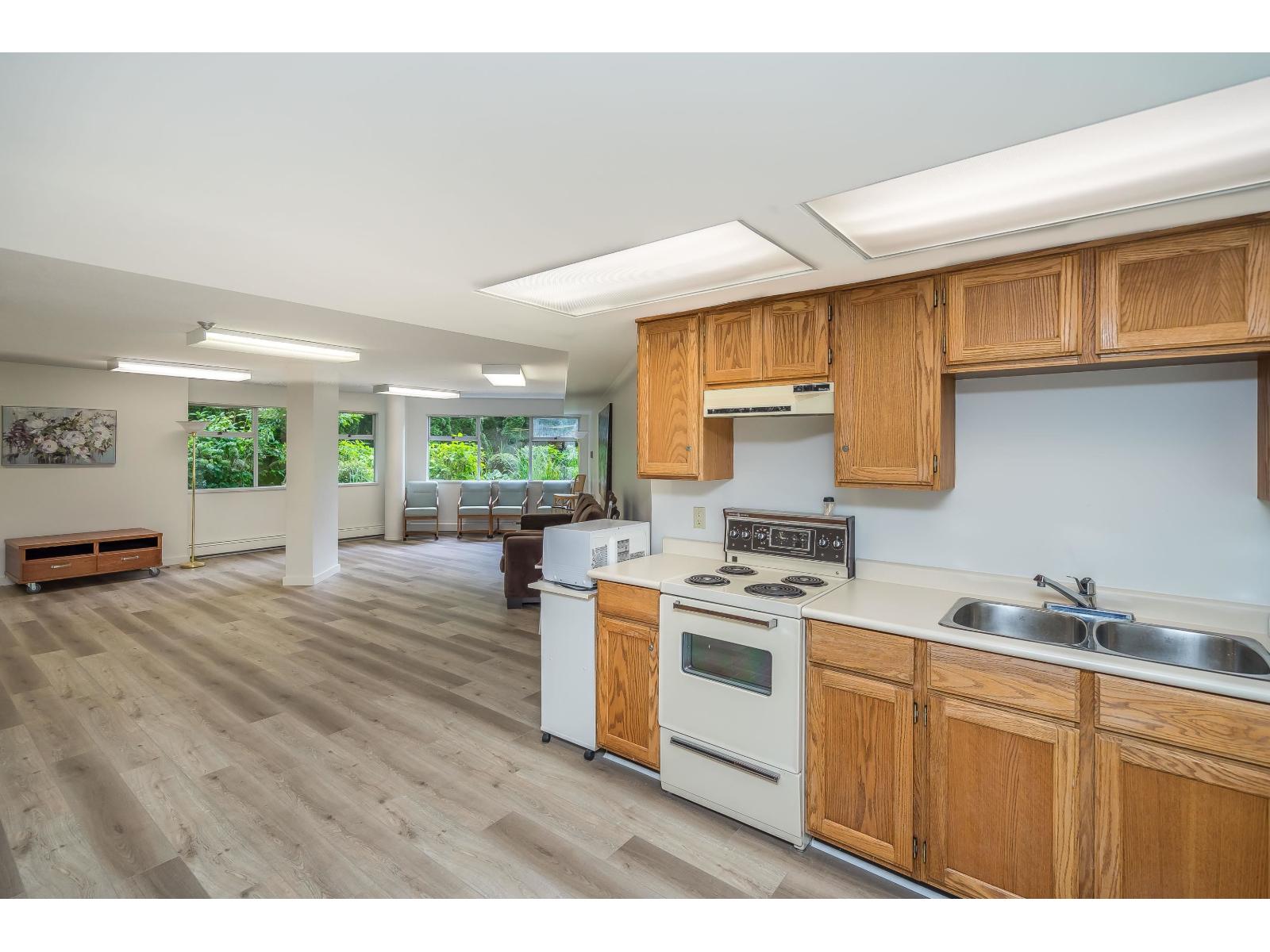 704 1442 Foster Street, White Rock, British Columbia  V4B 3X7 - Photo 29 - R3121446