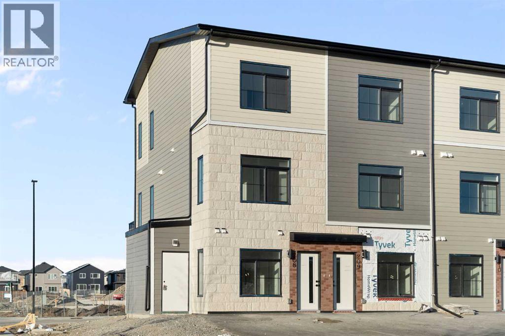 406, 156 Park Street, Cochrane, Alberta  T4C 2B8 - Photo 1 - A2308539