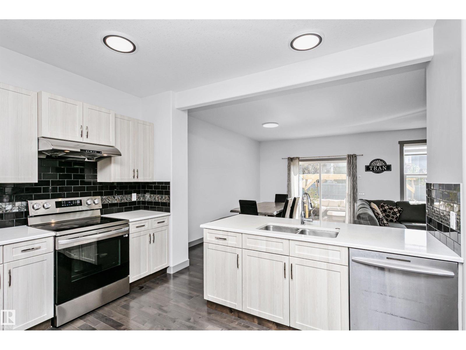 7703 Getty Wd NW, Edmonton, Alberta  T5T 4K9 - Photo 11 - E4472938