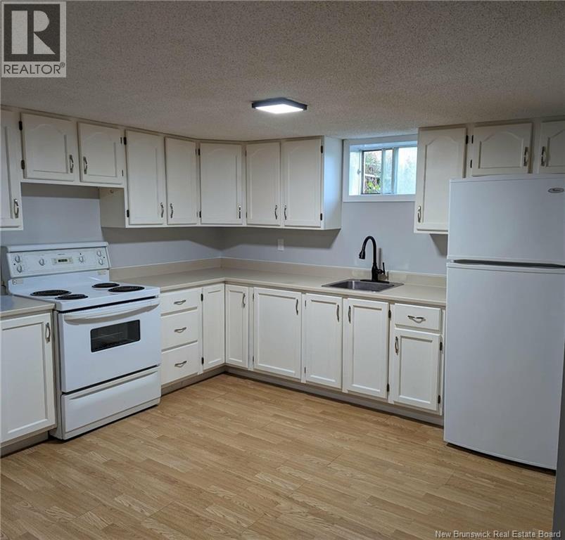 402 Highlandview Road, Moncton, New Brunswick  E1A 2L3 - Photo 18 - NB138944