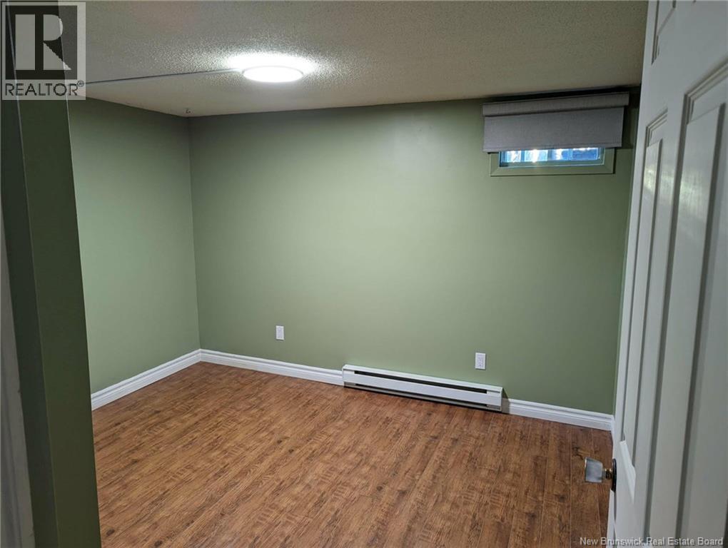 402 Highlandview Road, Moncton, New Brunswick  E1A 2L3 - Photo 19 - NB138944