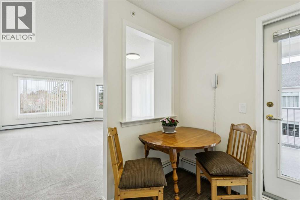 2309, 2309 Hawksbrow Point Nw, Calgary, Alberta  T3G 4C9 - Photo 11 - A2306023