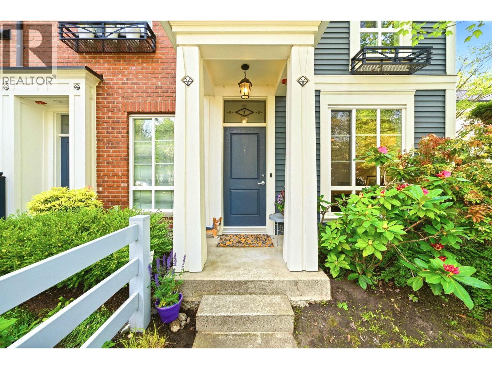 1 2423 Avon Place, Port Coquitlam, British Columbia  V3B 0H5 - Photo 3 - R3119062