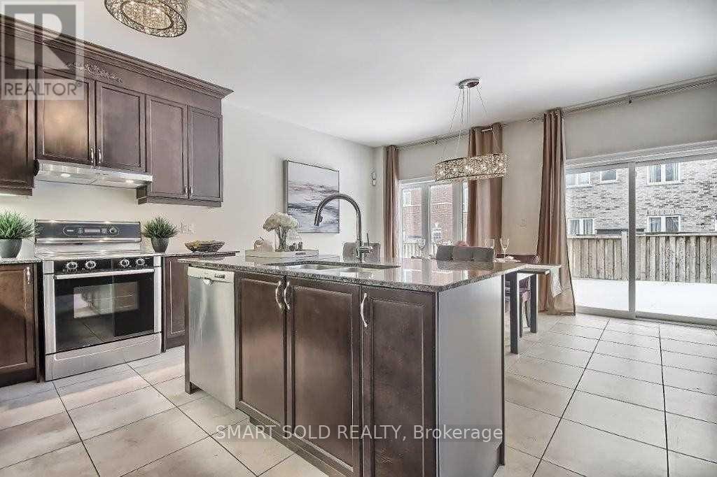 7 Barletta Drive, Vaughan, Ontario  L6A 4H4 - Photo 7 - N13108518