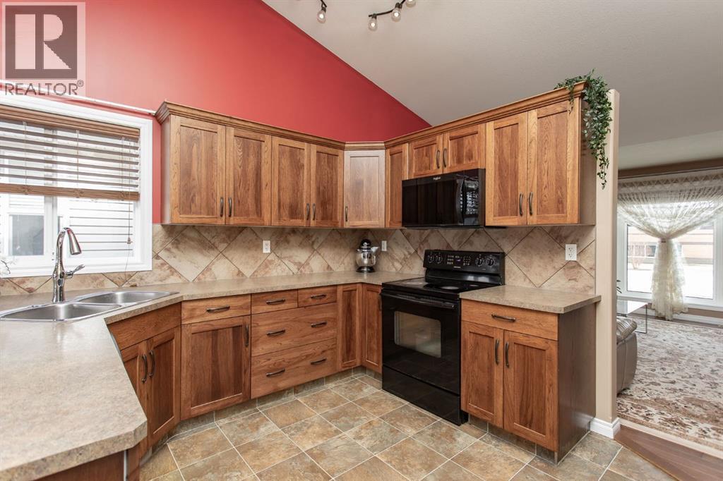 229 Jaspar Crescent, Red Deer, Alberta  T4P 0G9 - Photo 6 - A2303571