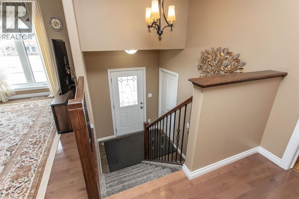 229 Jaspar Crescent, Red Deer, Alberta  T4P 0G9 - Photo 2 - A2303571