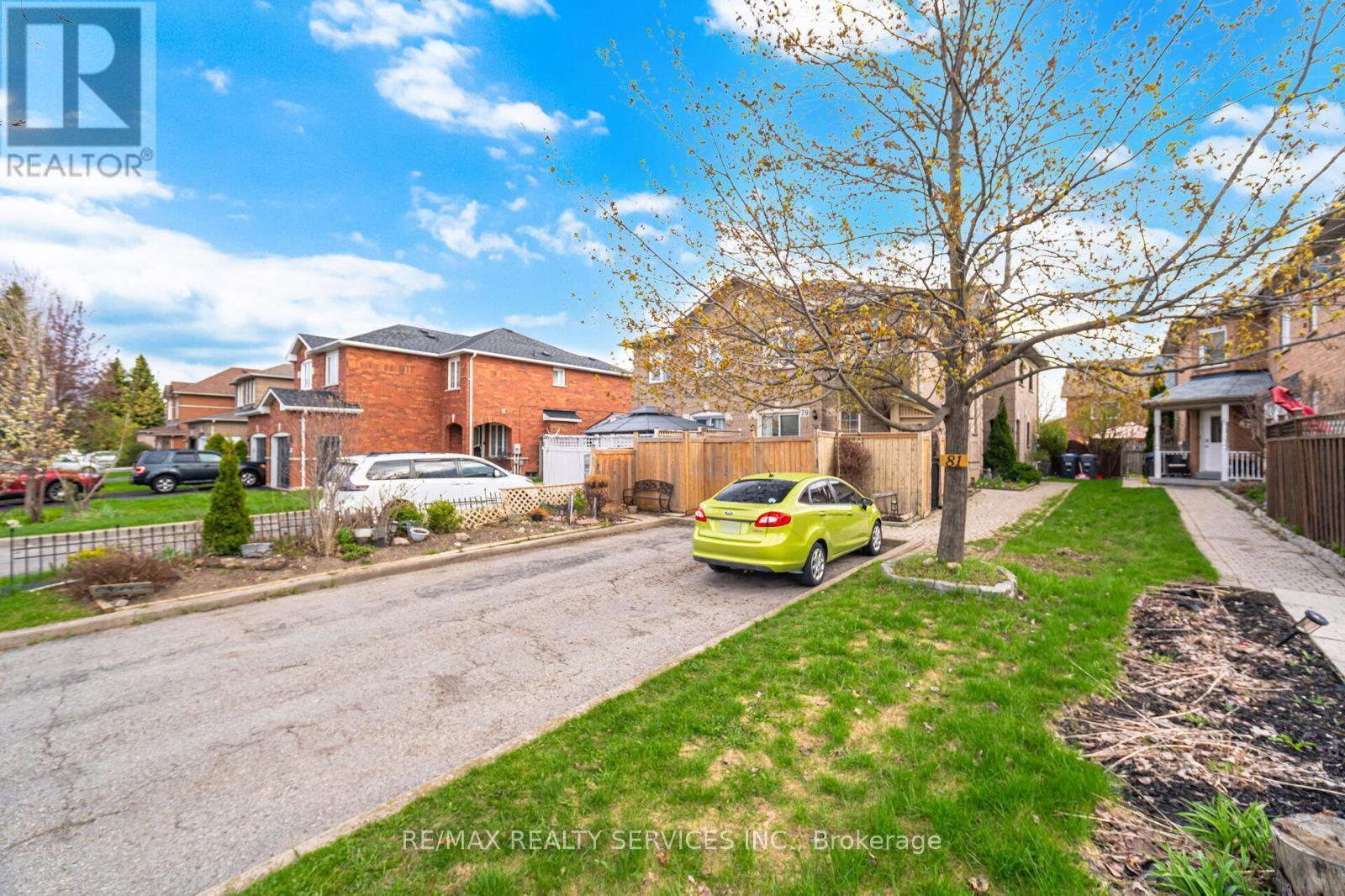79 PRESSED BRICK DRIVE, Brampton, Ontario