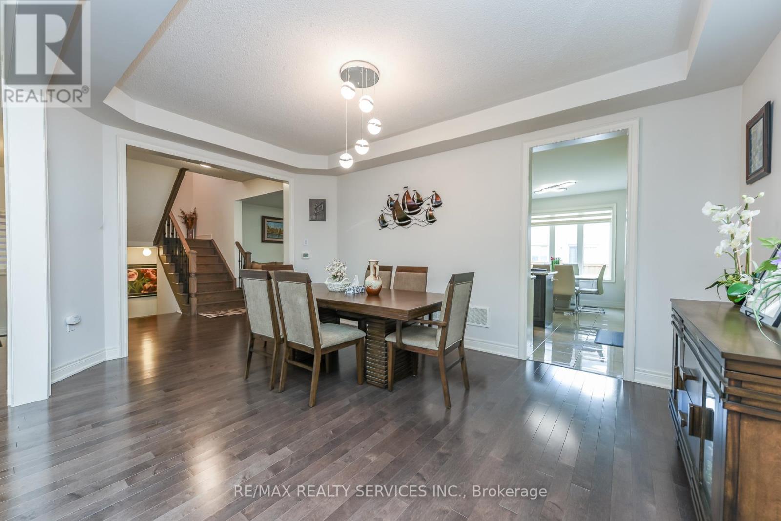 567 Dougall Avenue E, Caledon, Ontario  L7C 3Z4 - Photo 12 - W13108520