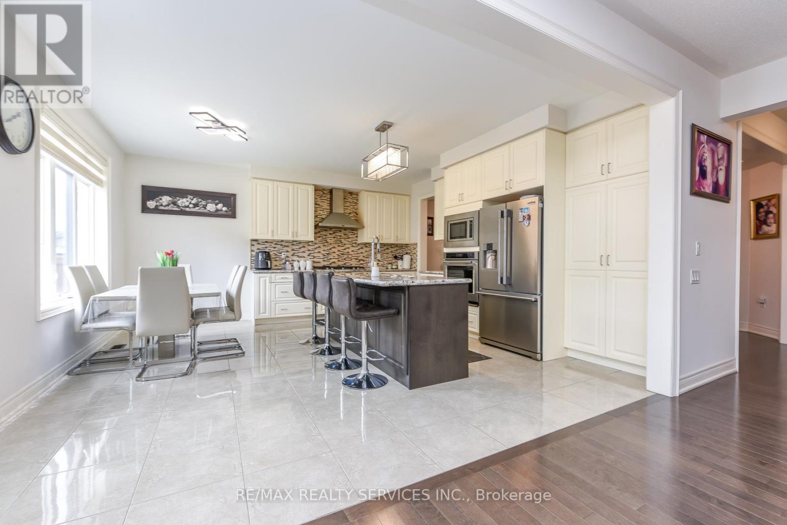 567 Dougall Avenue E, Caledon, Ontario  L7C 3Z4 - Photo 24 - W13108520