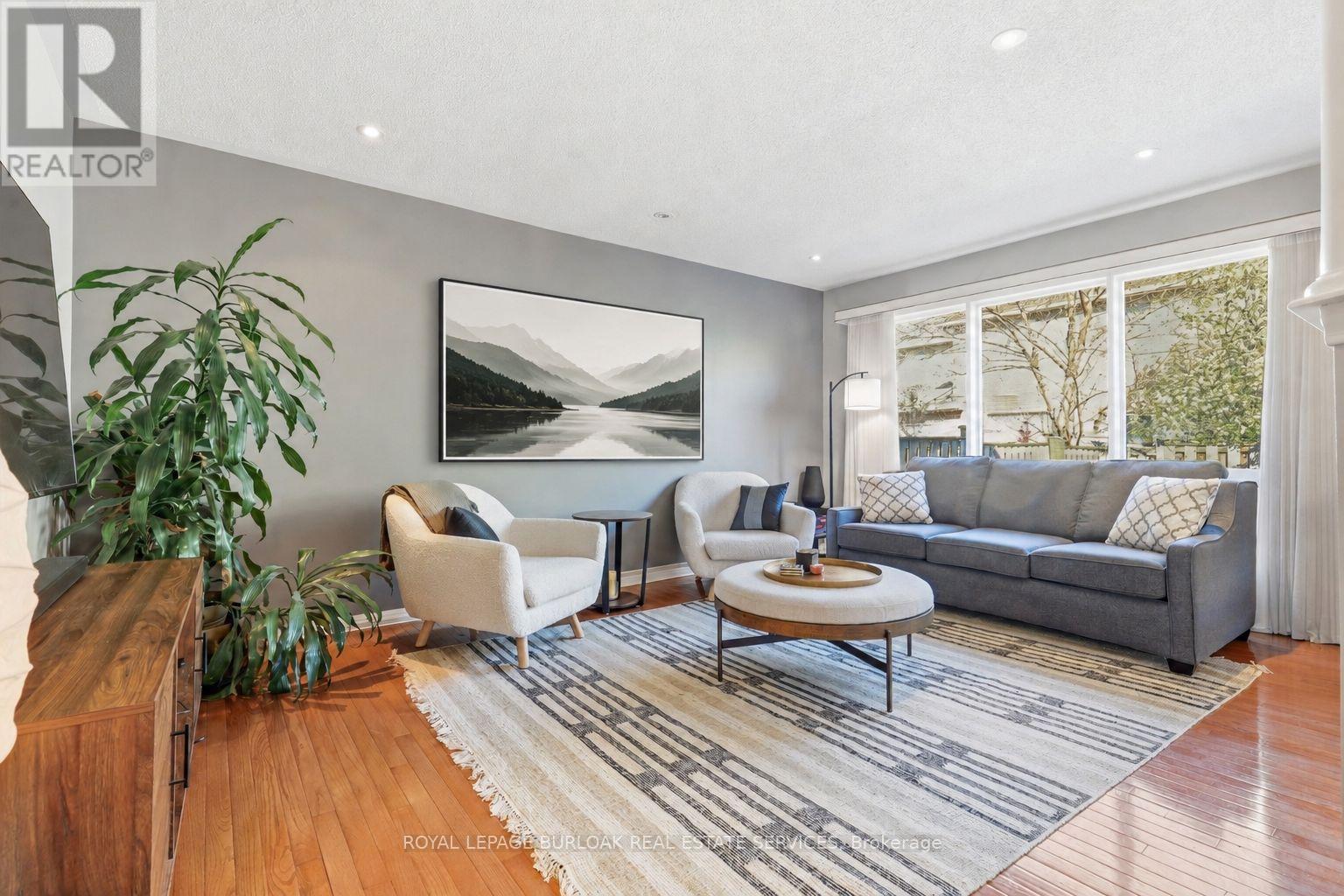 2285 Colbeck Street, Oakville, Ontario  L6M 5E4 - Photo 4 - W13108530