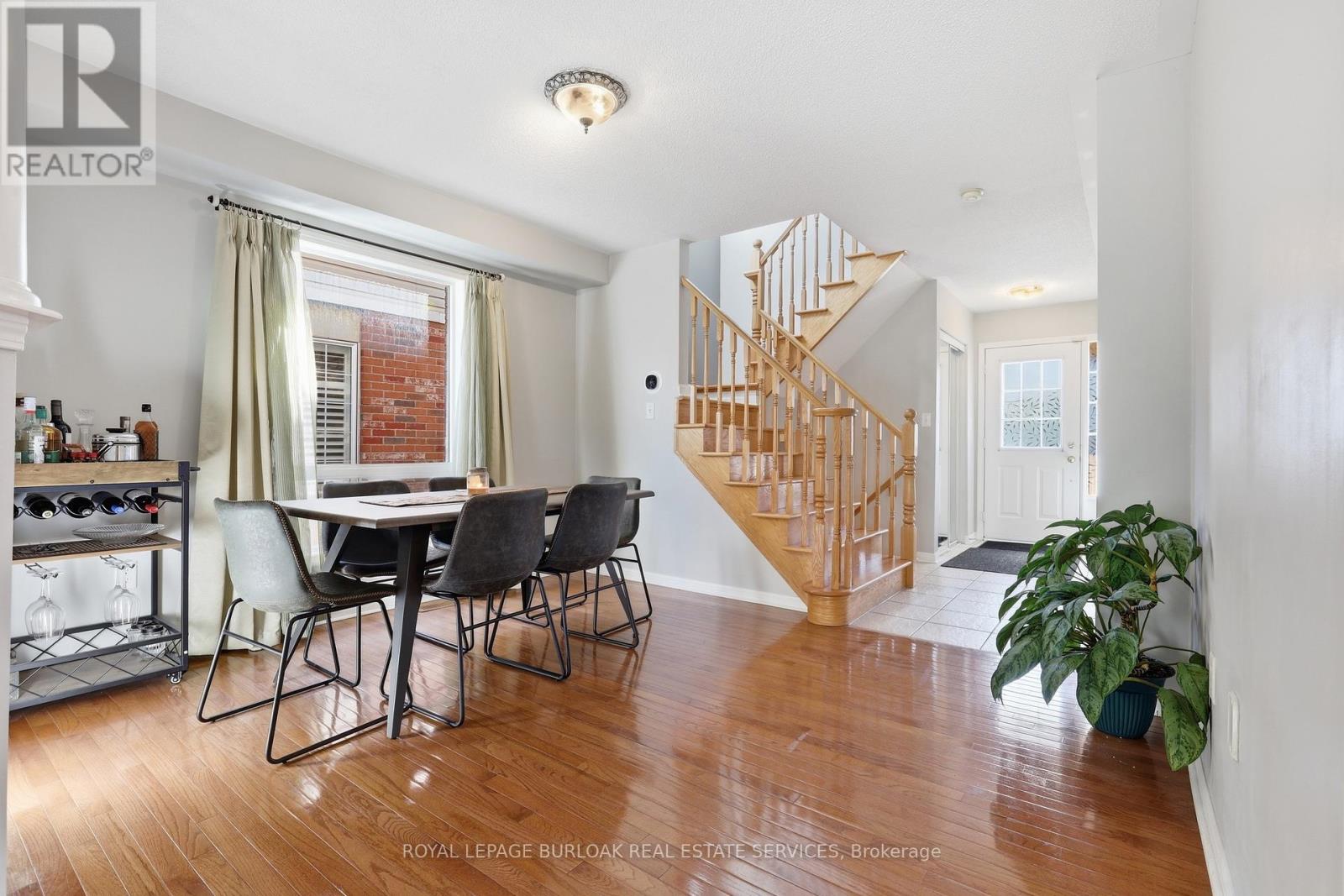 2285 Colbeck Street, Oakville, Ontario  L6M 5E4 - Photo 5 - W13108530