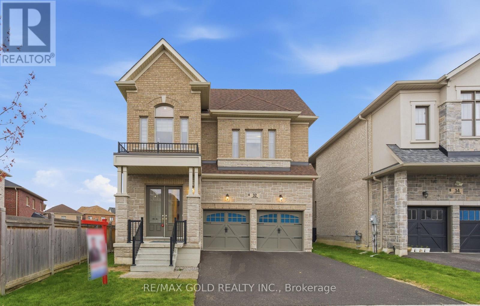 32 DOTCHSON AVENUE, Caledon, Ontario